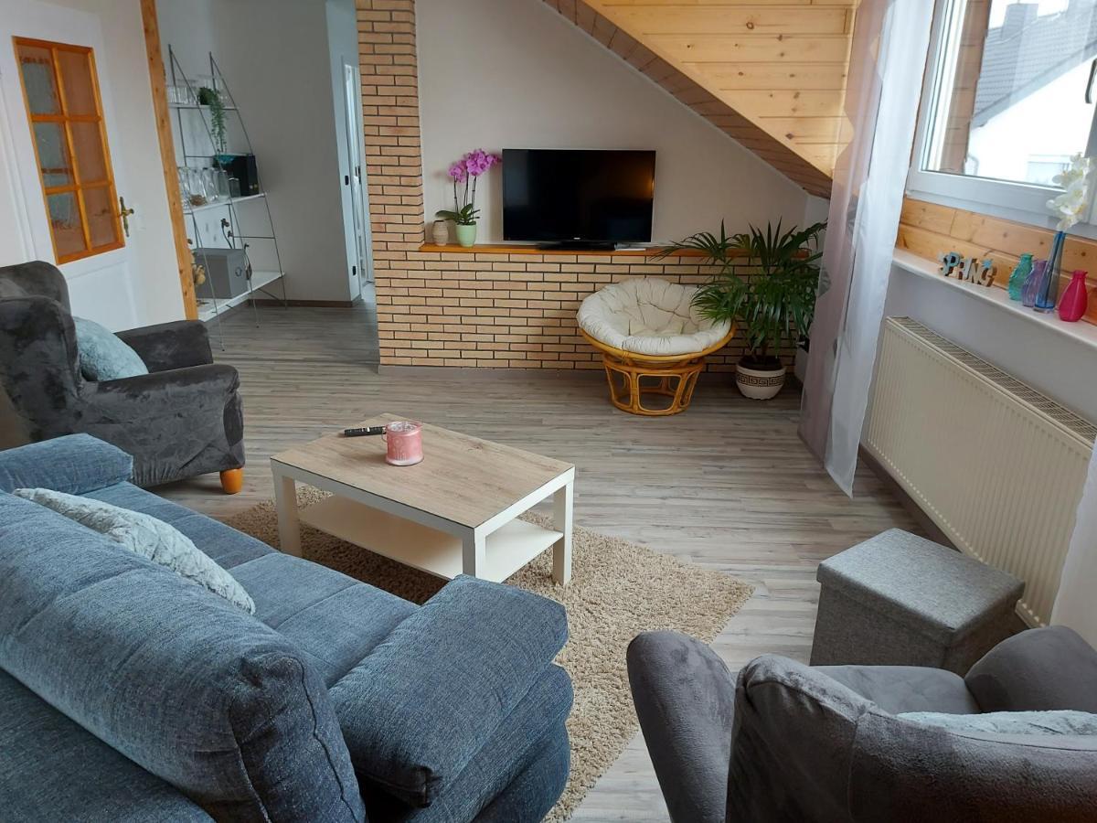 Ferienwohnung Am Lieserpfad Nerdlen Exteriör bild